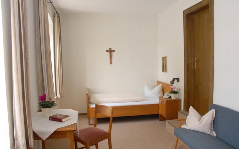 Tagungshaus Im Kloster Neresheim Otel Dış mekan fotoğraf