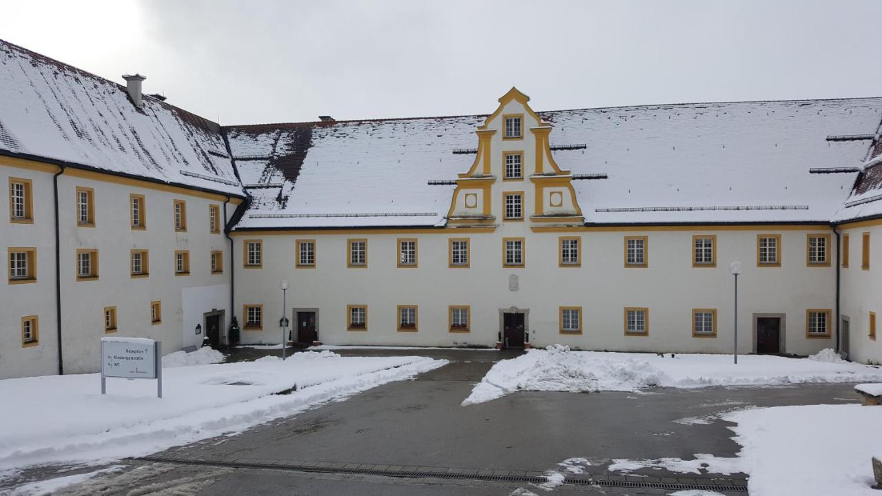 Tagungshaus Im Kloster Neresheim Otel Dış mekan fotoğraf